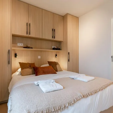 Luxury 4-guest Balcony And Free Parking Ostenda