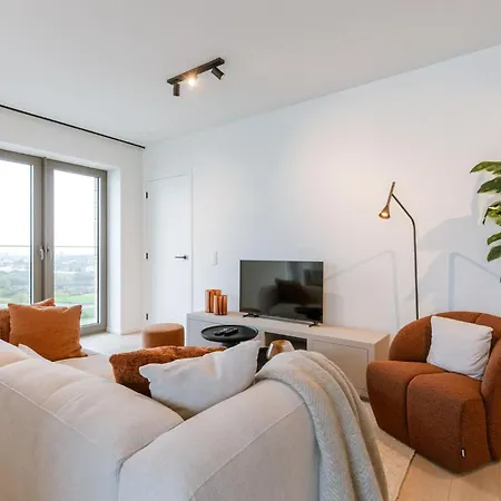 別荘 Luxury 4-guest Balcony And Free Parking *